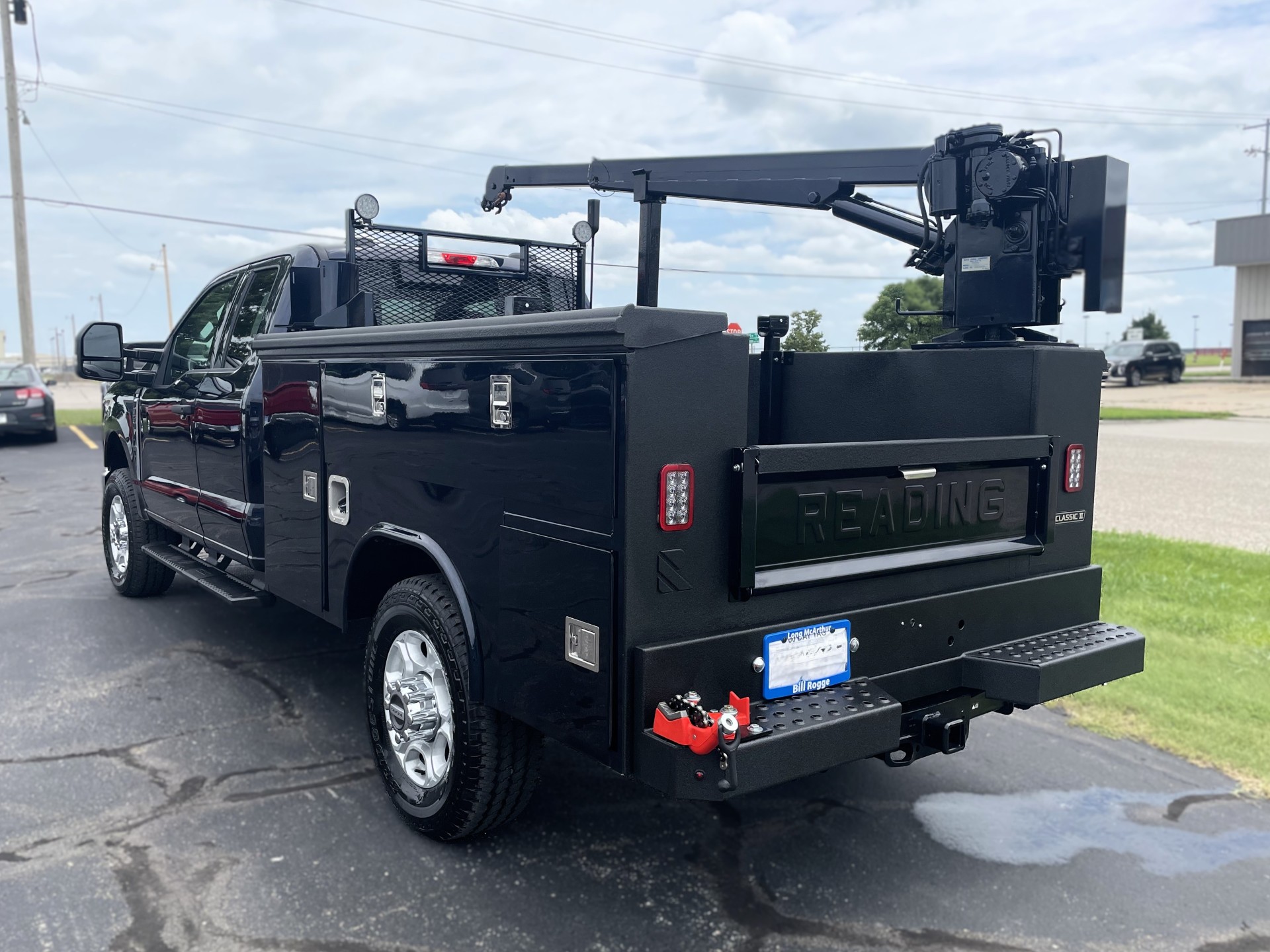 Reading truck utility body